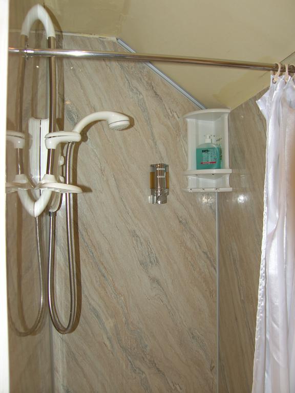 Regis Guest House EDI Zimmer foto