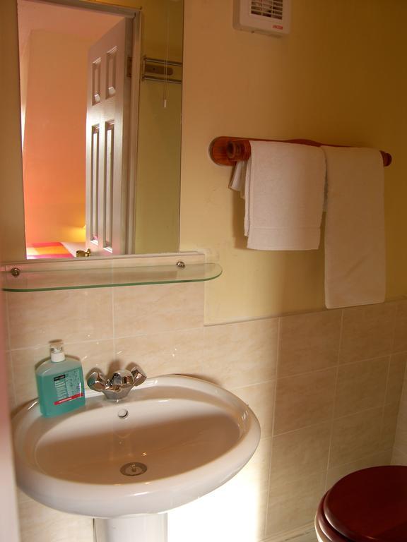 Regis Guest House EDI Zimmer foto