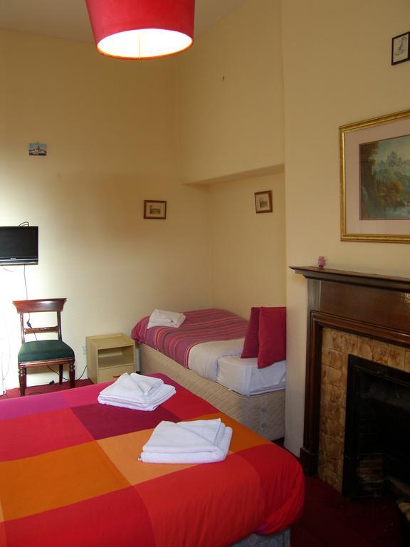 Regis Guest House EDI Zimmer foto