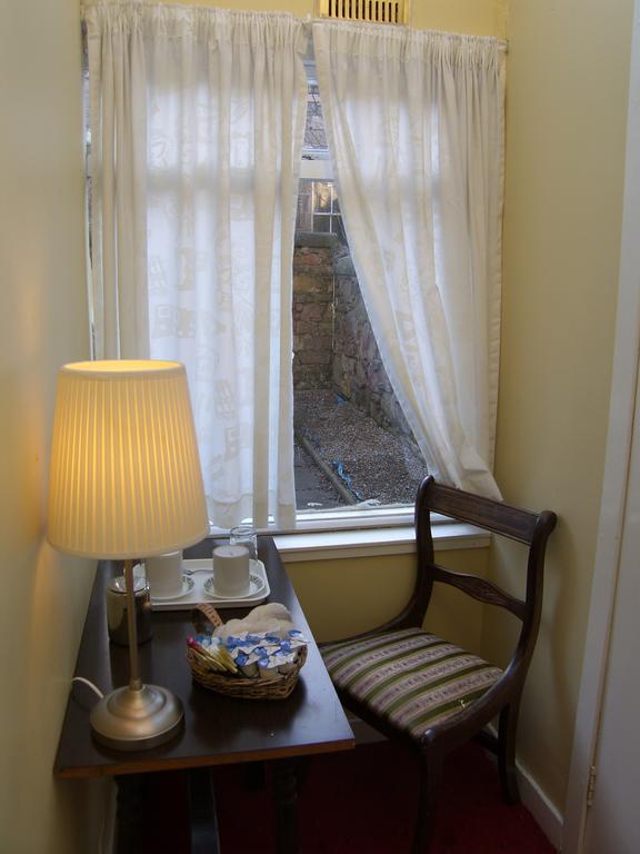 Regis Guest House EDI Zimmer foto